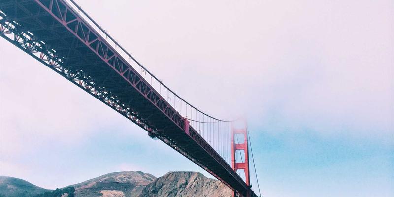 告别手动配置!Ansible与Python脚本:大型企业网络自动化运维的实战指南与最佳实践